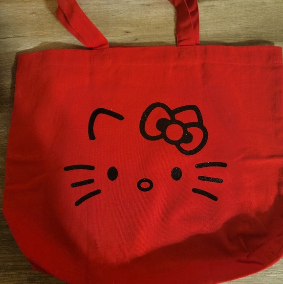 LAST ONE! HP 🎉Hello Kitty Tote Bag and Zippered Bag Bundle! - Picture 3 of 3